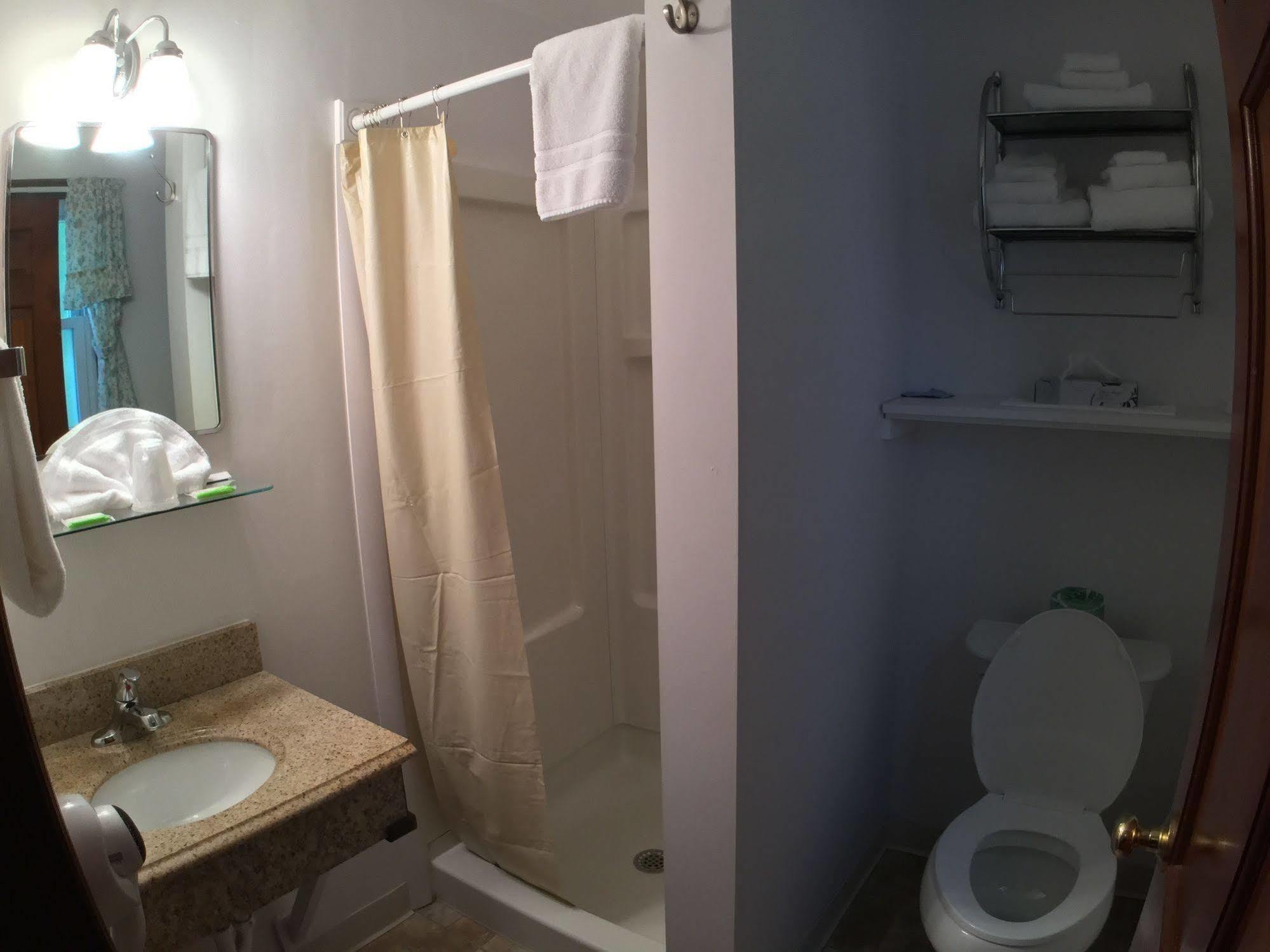 Bay Top Motel Вейрс-Бич Экстерьер фото