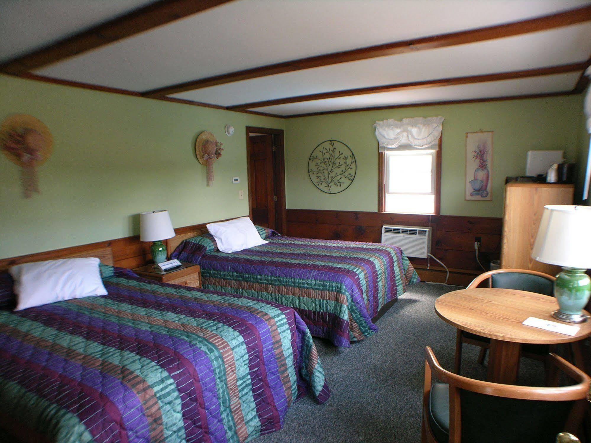 Bay Top Motel Вейрс-Бич Экстерьер фото