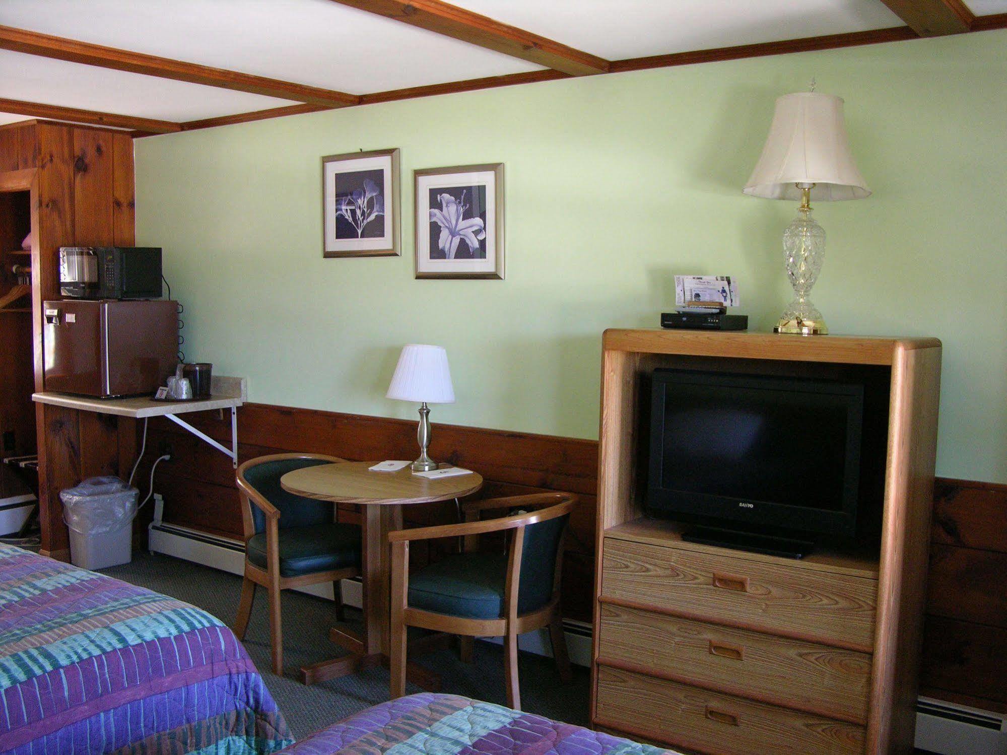Bay Top Motel Вейрс-Бич Экстерьер фото